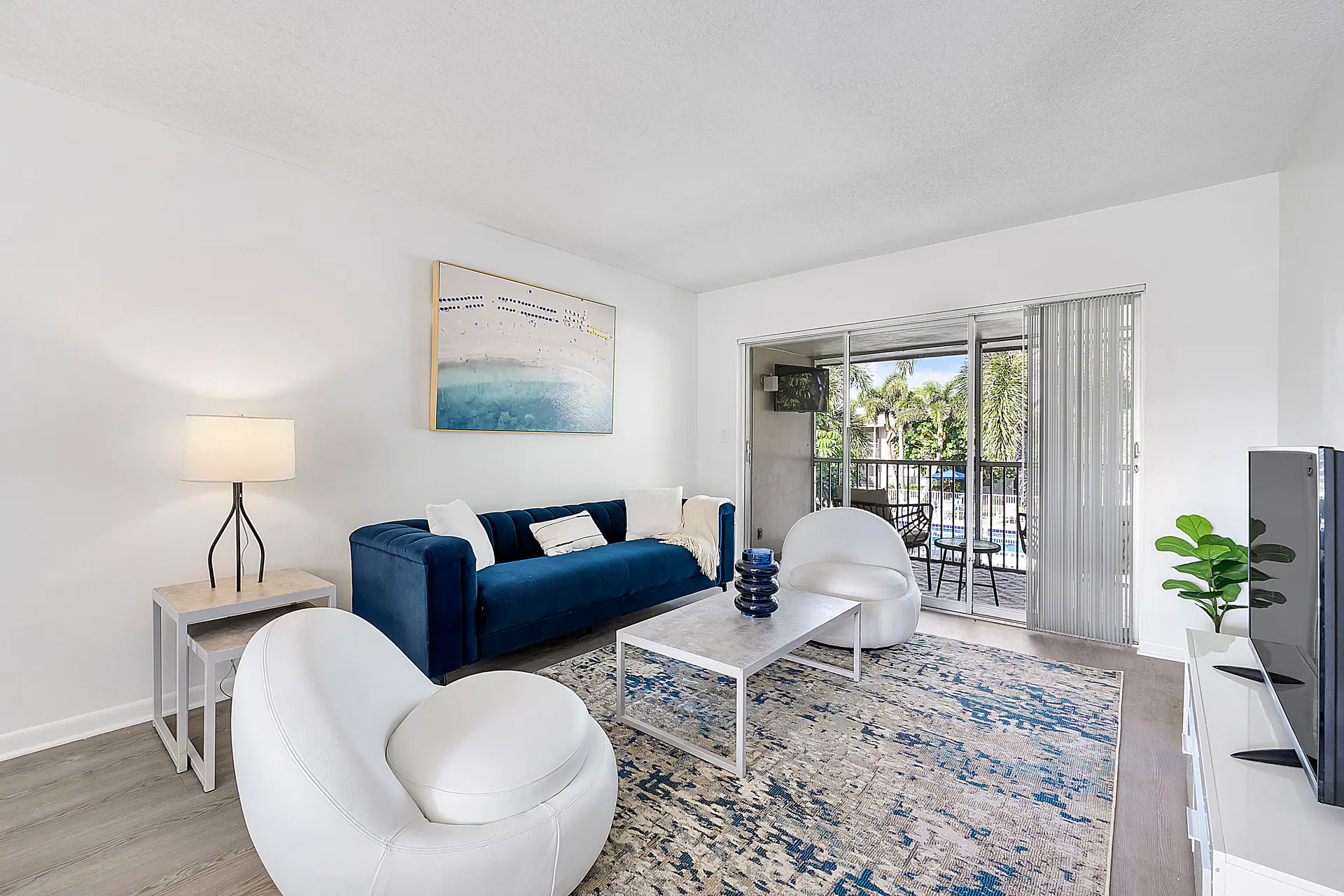 Waterford Bay 200 Ne 20th St 13
